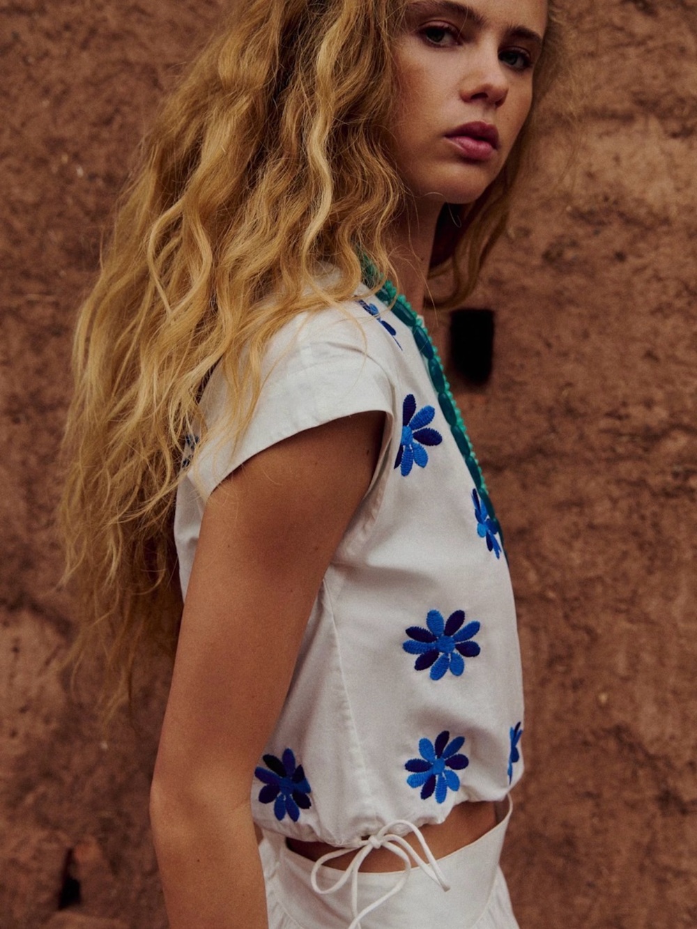 Sezane Jocasta Blouse Ecru With Contrasting Columbine Blue Embroidery - Size 10